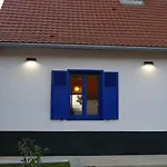 Guest house Maison Houx Dominois