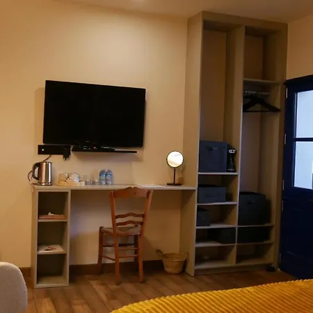 Maison Houx 3* Dominois