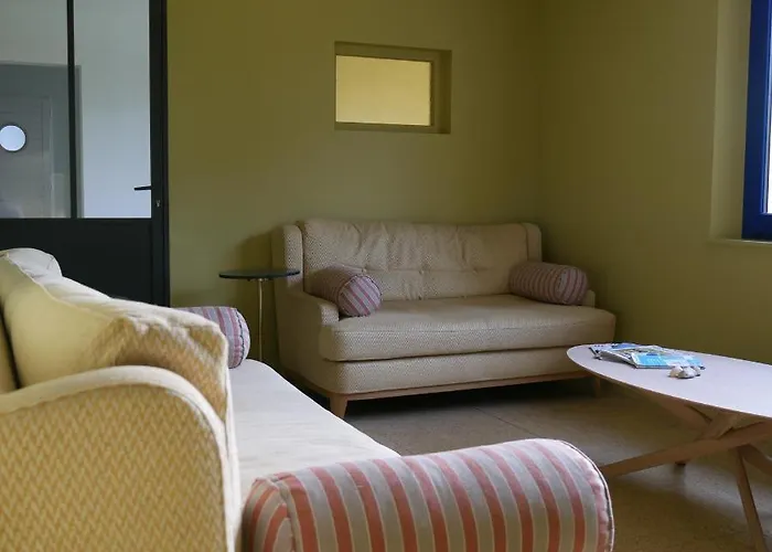 Maison Houx Maison d'hôtes Dominois